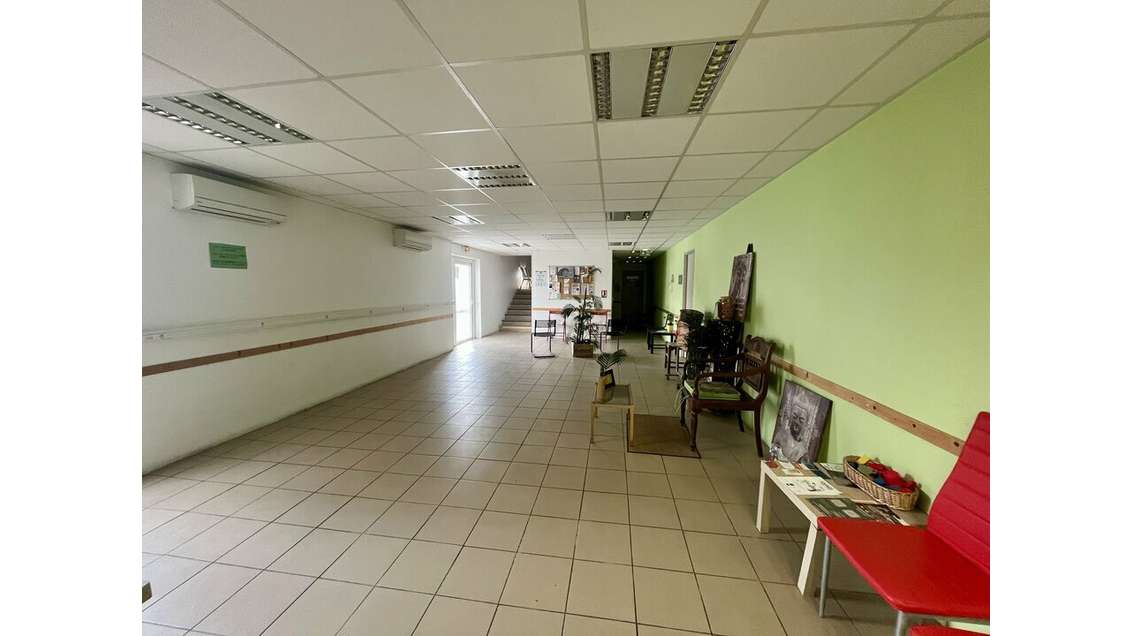 AV local professionnel 510m² l'Isle-sur-la-Sorgue