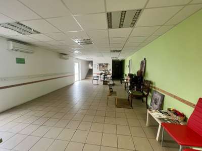 Vente Locaux d'activités - Entrepôts à L'Isle-sur-la-Sorgue