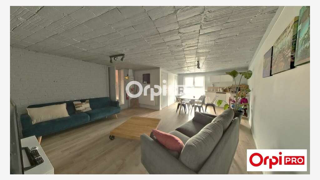 Vente local pro 481m² à la Chapelle-d'Armentières