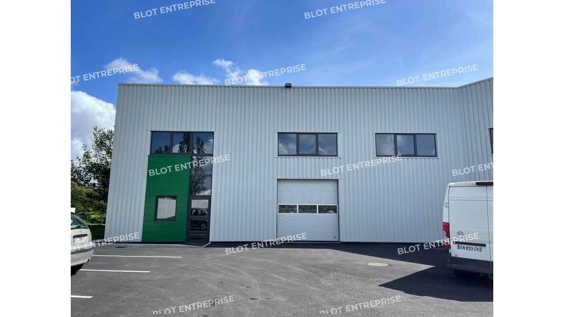 A vendre local d'activités 301m² La Chapelle/Erdre