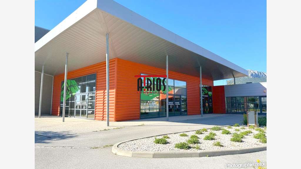 Vente local d'activité de 290m² en ZI à la Farlède