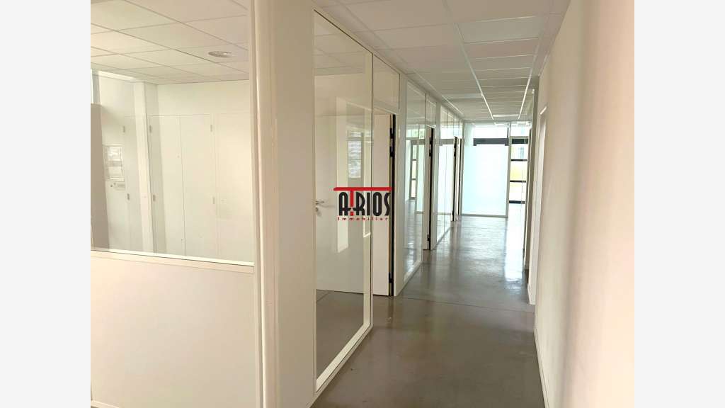 Vente local d'activité de 290m² en ZI à la Farlède