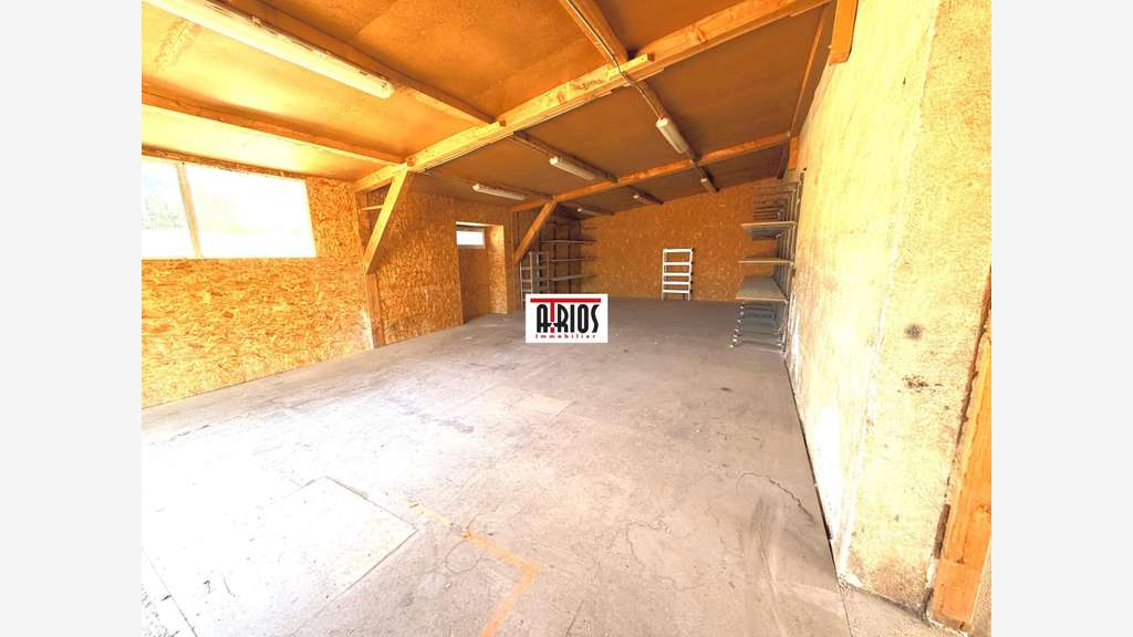 Vente local d'activité de 272m²en ZI la Farlède