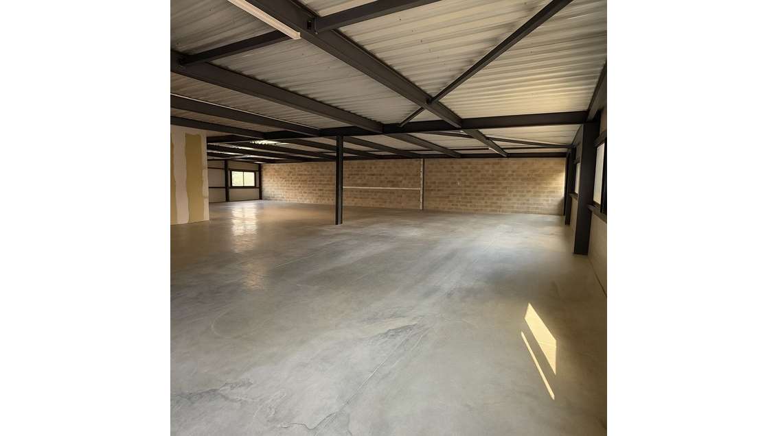 Vente entrepôt logistique 1164m² à La Garde