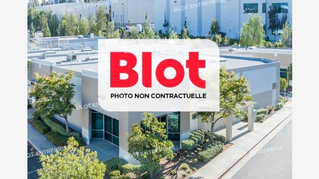 A vendre local d'activités 440m² à La Gouesnière