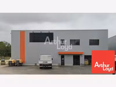 Local d'activité 550m² à vendre La Roche-sur-Yon
