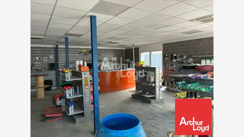 Local d'activité 550m² à vendre La Roche-sur-Yon
