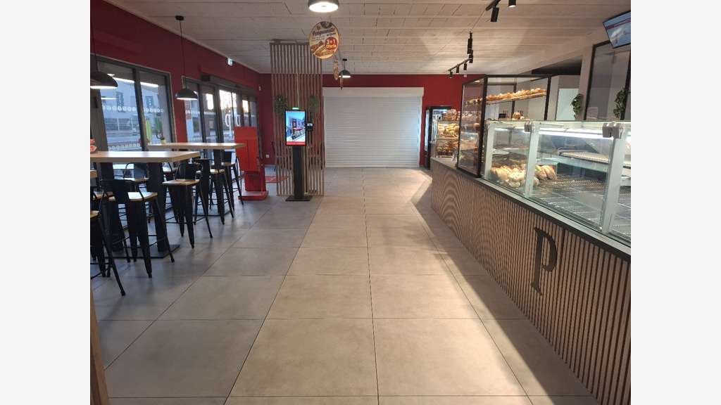 Vente murs commerciaux de 799m² loués La Seyne/Mer