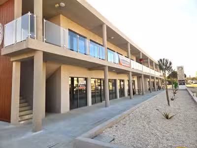 Vente murs commerciaux de 799m² loués La Seyne/Mer