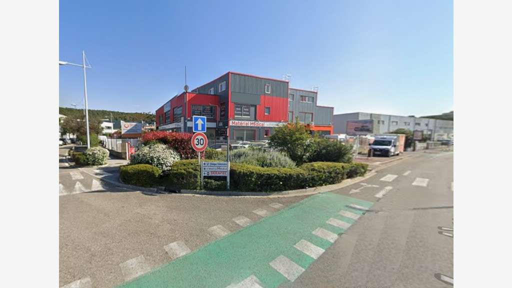 Local 1100m² bureaux / stockage La Valette-du-Var