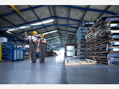 AV locaux d'activités 650m² VEFA axe Auray Lorient