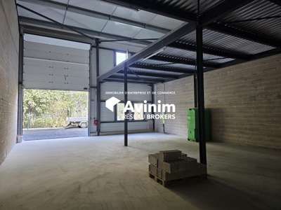 A vendre local d'activité de 248.36m² à Lattes