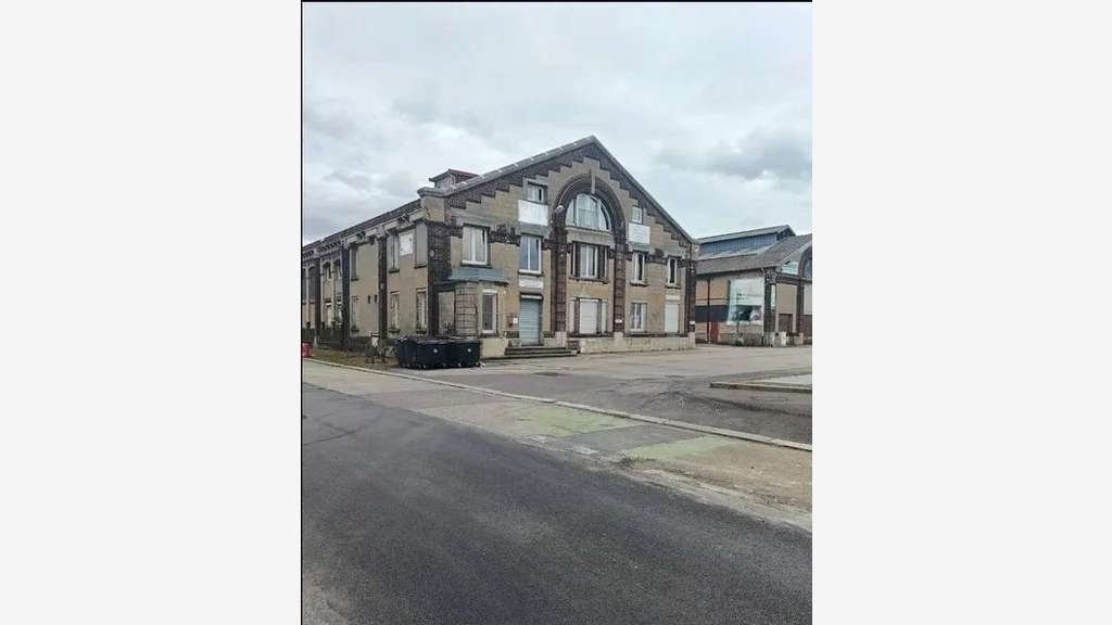 À vendre local d'activités 2600m² au Havre 