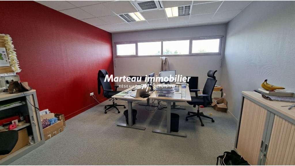 A VENDRE BATIMENT D'ACTIVITES 940 m² LE MANS