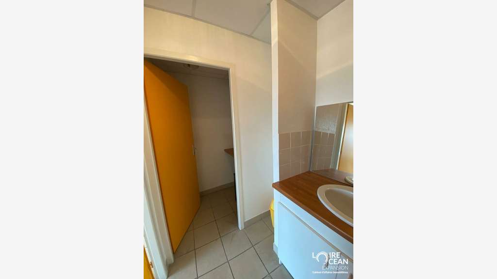 A vendre bâtiment independant 205m² au Pallet