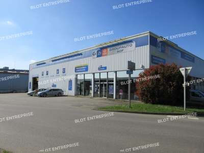 A louer à vendre local d'activités 1450m² Pontivy
