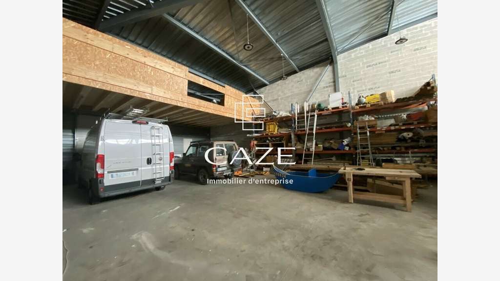 Local d'activité 250m² à vendre le Taillan Médoc