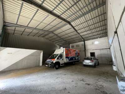 Vente local Industriel de 537m² aux Abymes