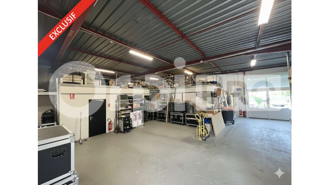 A vendre local d'activité 284m² ZA Courtabœuf