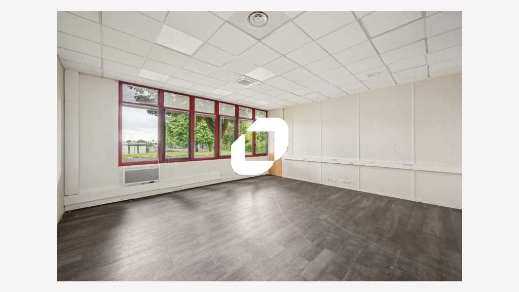 Vente Local d'activité 2662m² Les ulis