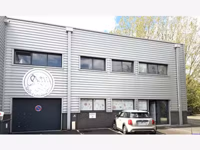 Proche de LILLE (59) - Local d'activité de 320 m2 