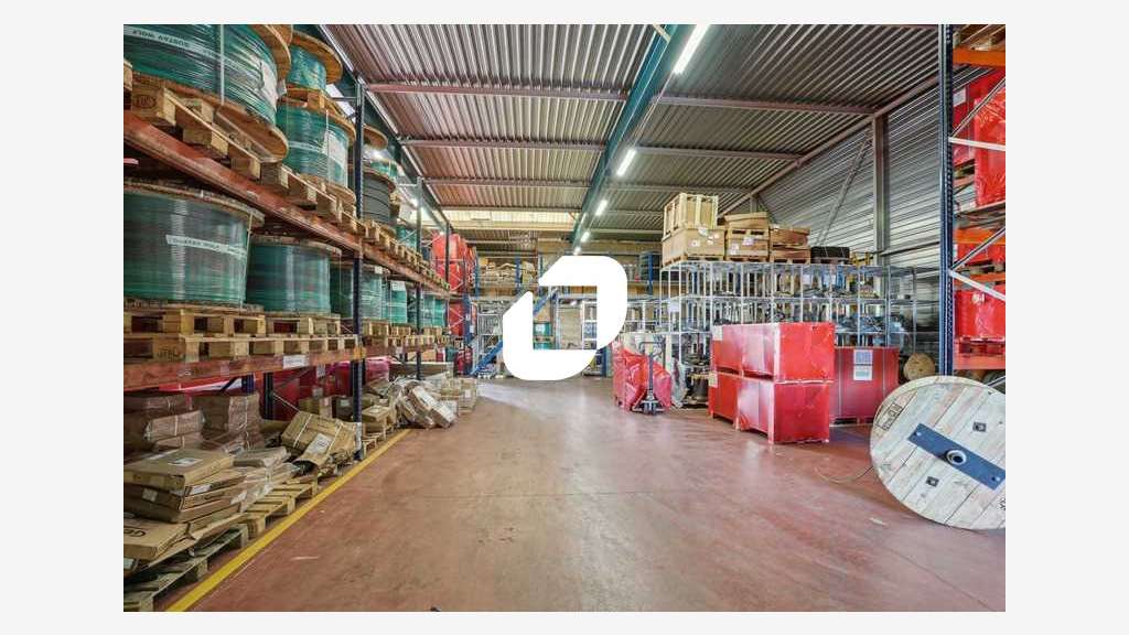 Vente Local d'activité 1220m² Lisses