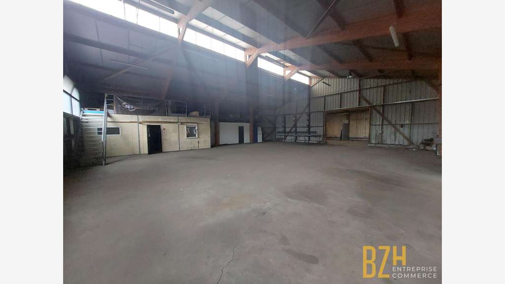 Local d'activité de 720m² à vendre secteur Lorient