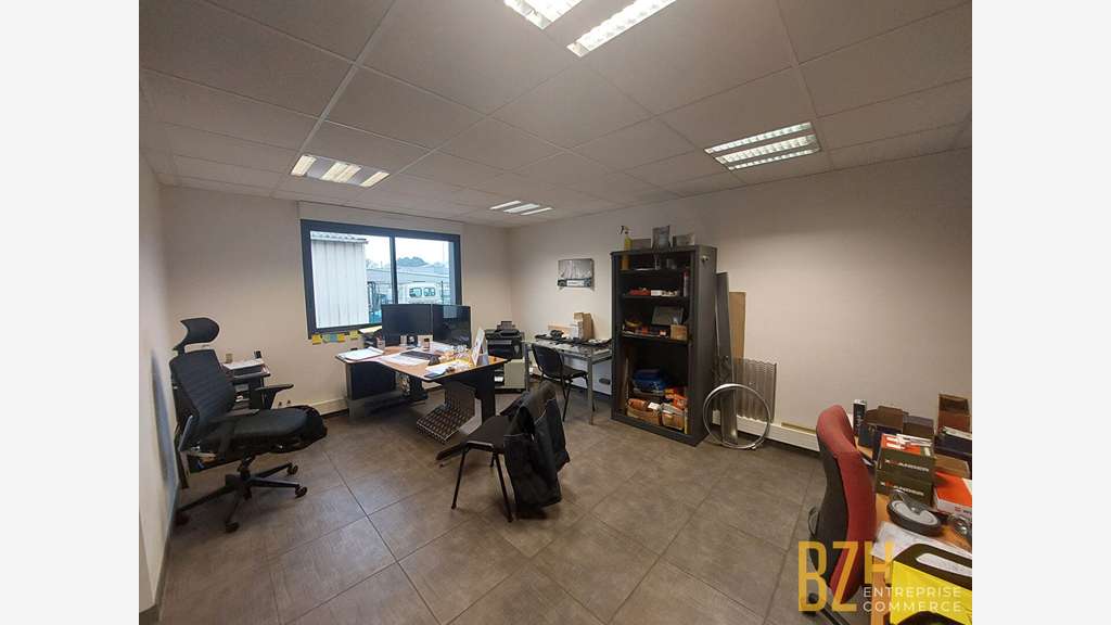Local d'activité de 720m² à vendre secteur Lorient