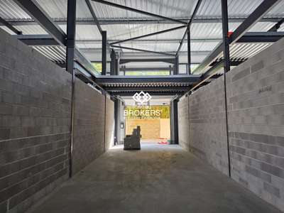 Local d'activité en VEFA 116m² à vendre à Lunel