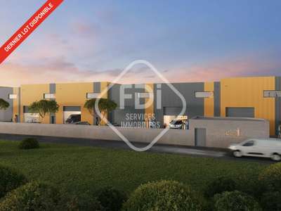 Local d'activité 181m² + parkings à vendre à Lunel