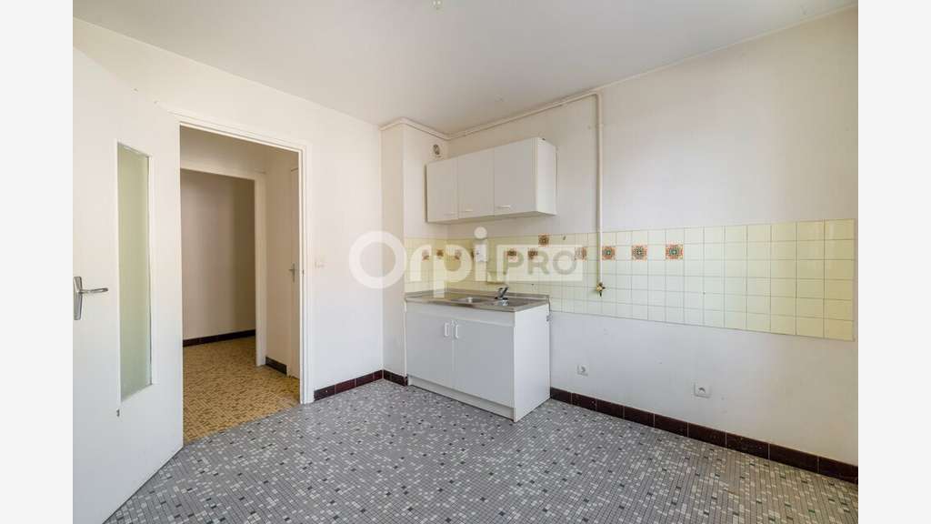 LOCAL PROFESSIONNEL A VENDRE - 36.60 m² - LYON 6