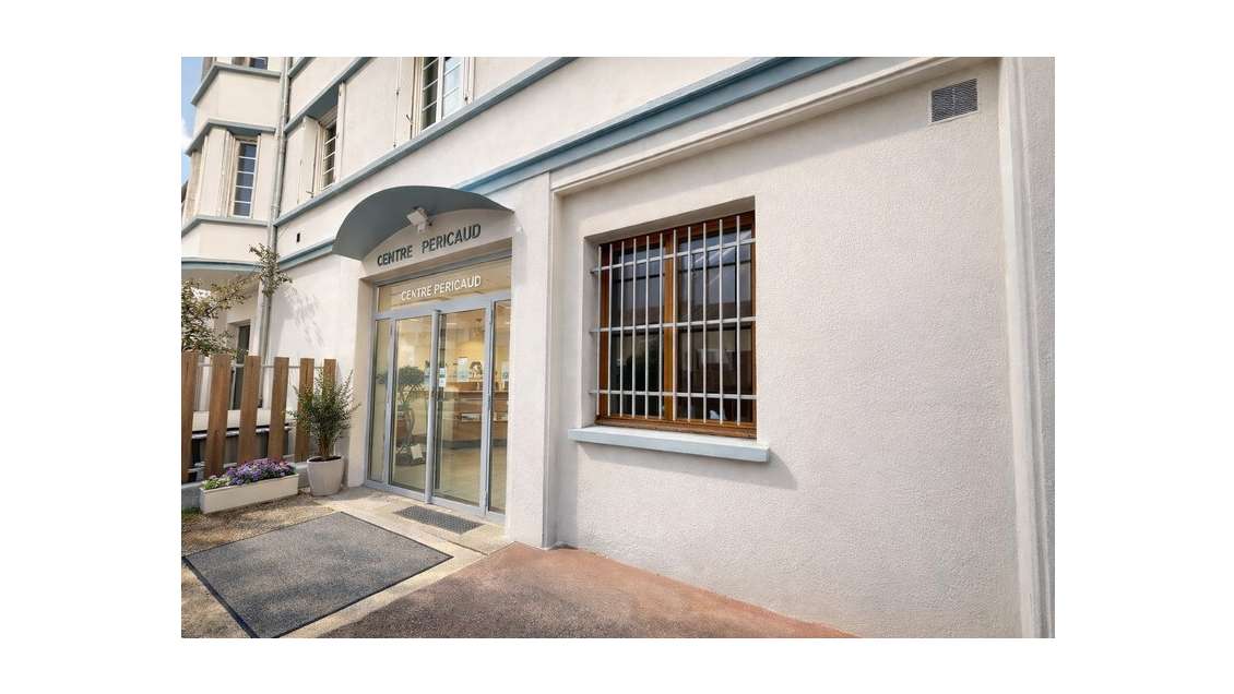 Maison médicale - ERP médical classe 5 - 551 m² - 