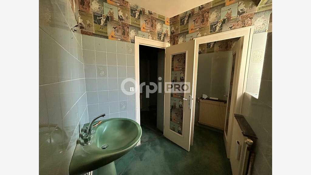 A vendre ensemble immobilier 357m² à Magnac Bourg
