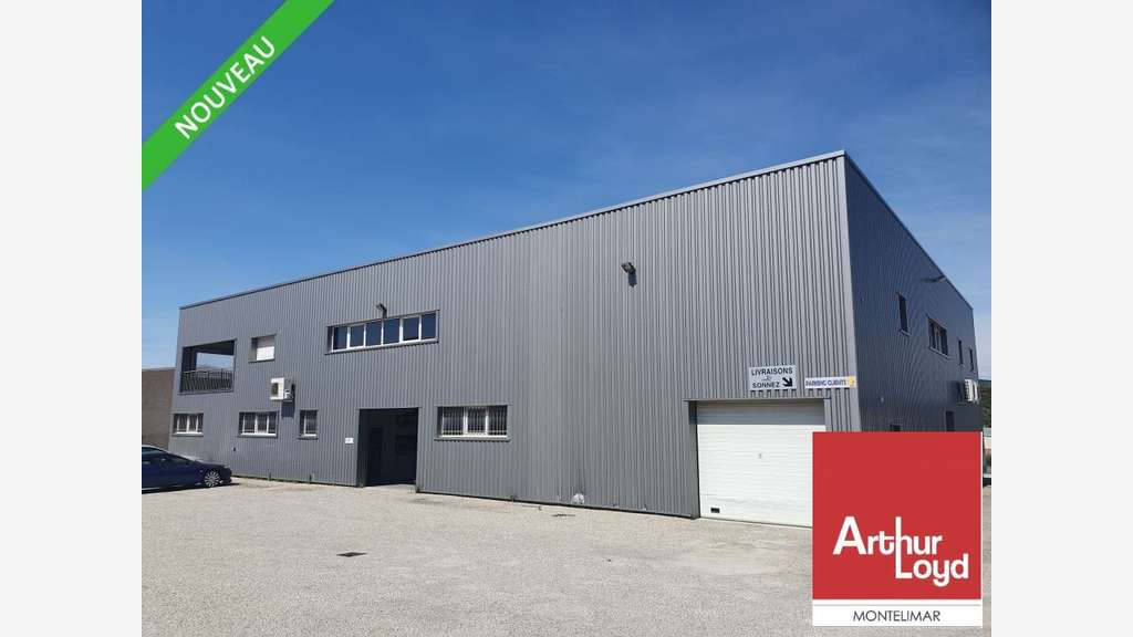 Bâtiment indépendant 1150m² à vendre à Malataverne
