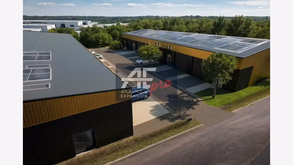 Vente cellule d'activités 655m² en VEFA à Malville