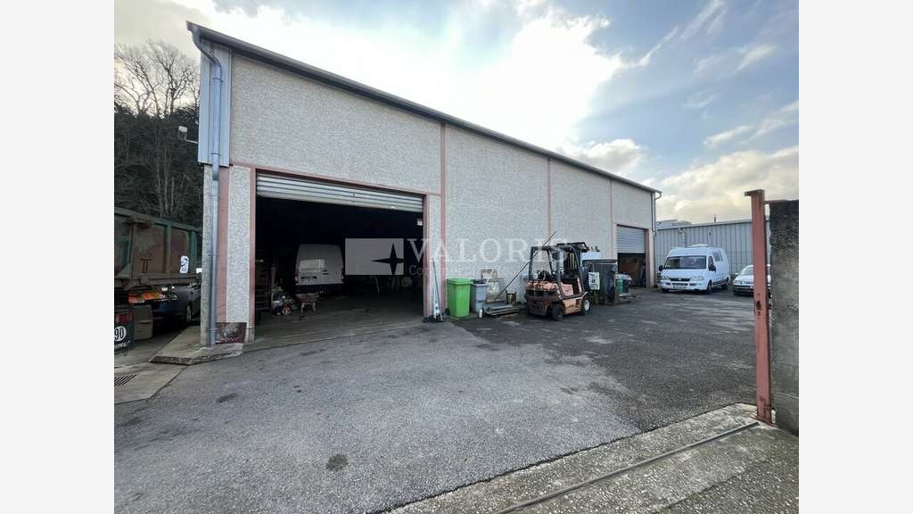 AV local activité 1500m² Marcilly-d'Azergues