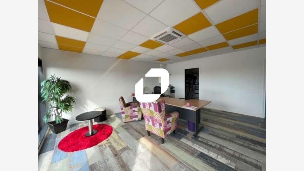 Vente Local d'activité 1259m² Marines