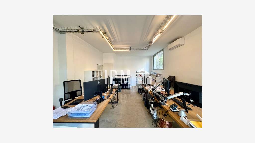 Local d'activités 508m² à vendre 13011 Marseille