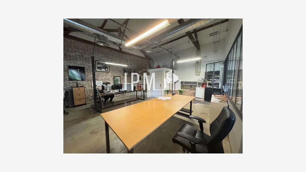 Local d'activités 508m² à vendre 13011 Marseille