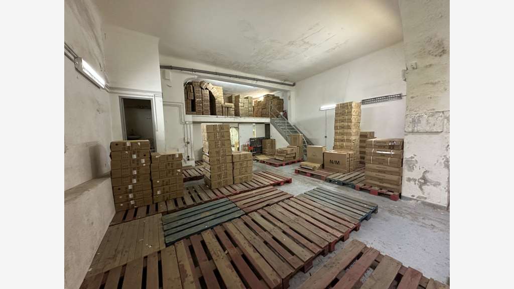 A vendre local d'activités 225m² Marseille