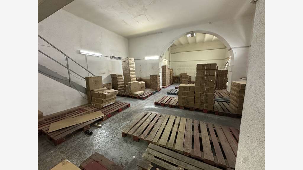 A vendre local d'activités 225m² Marseille