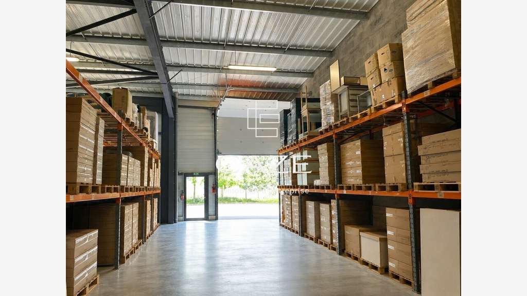 A vendre local d'activité 202m² à Martignas/Jalle