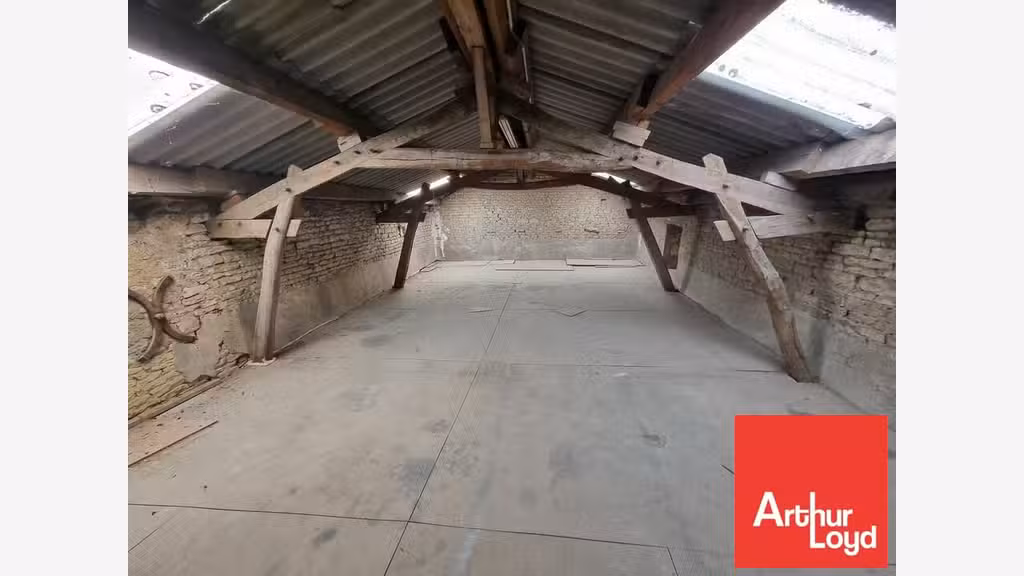 Local d'activité à vendre 482m² à Mauzé