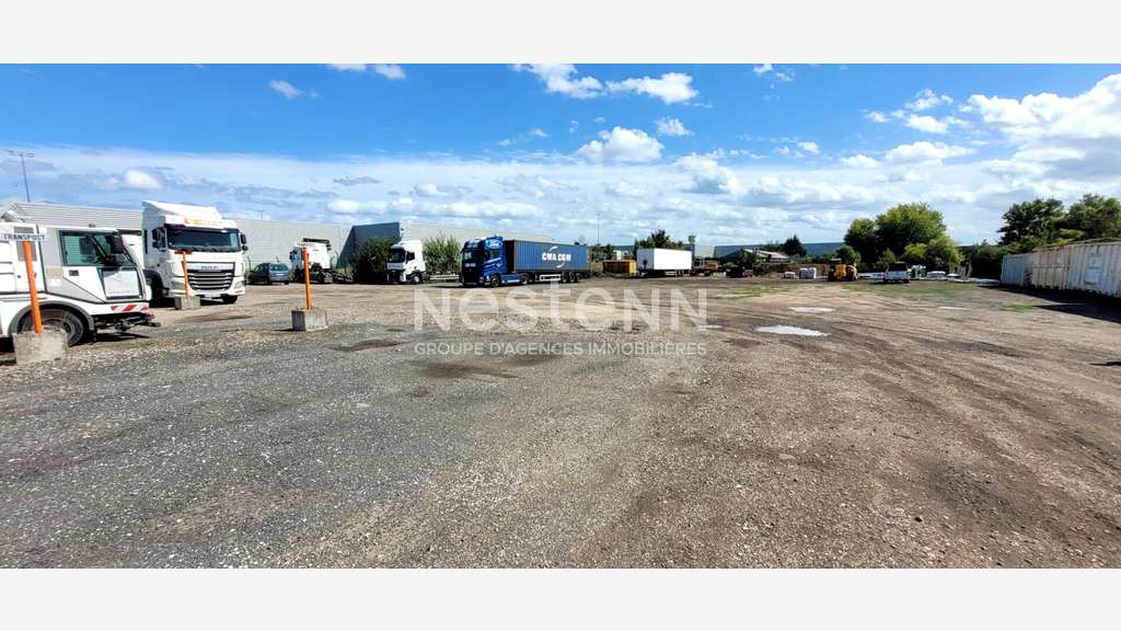 Vente local d'activité terrain constructible à Mer