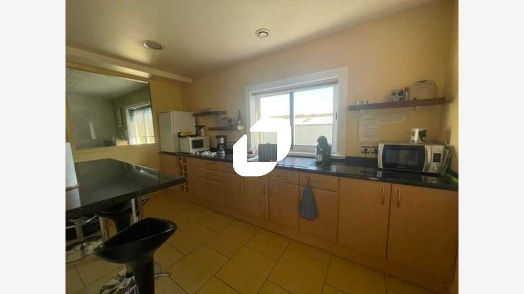 Vente Local d'activité 1107m² Mery sur oise