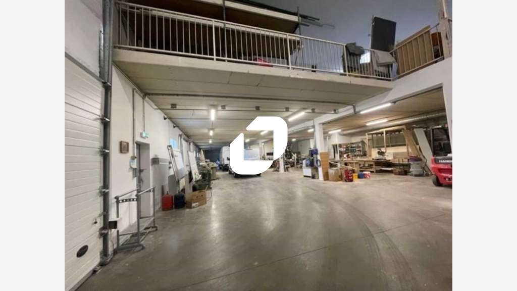 Vente Local d'activité 1107m² Mery sur oise