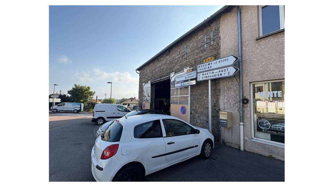 vous propose un local d'activité disponible