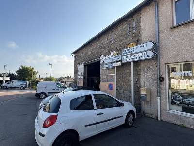 Vente local activité 350m² à Messimy axe passant