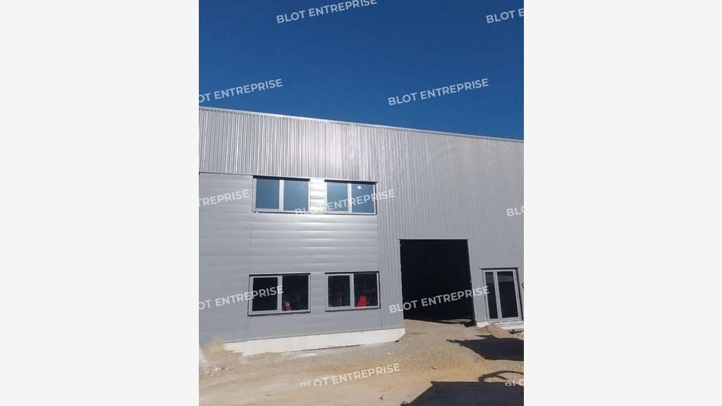 A VENDRE - LOCAL D'ACTIVITES - MINIAC-MORVAN -