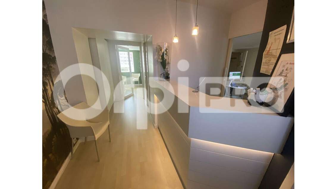 Vente cabinet dentaire occupé 57m² à Montanay